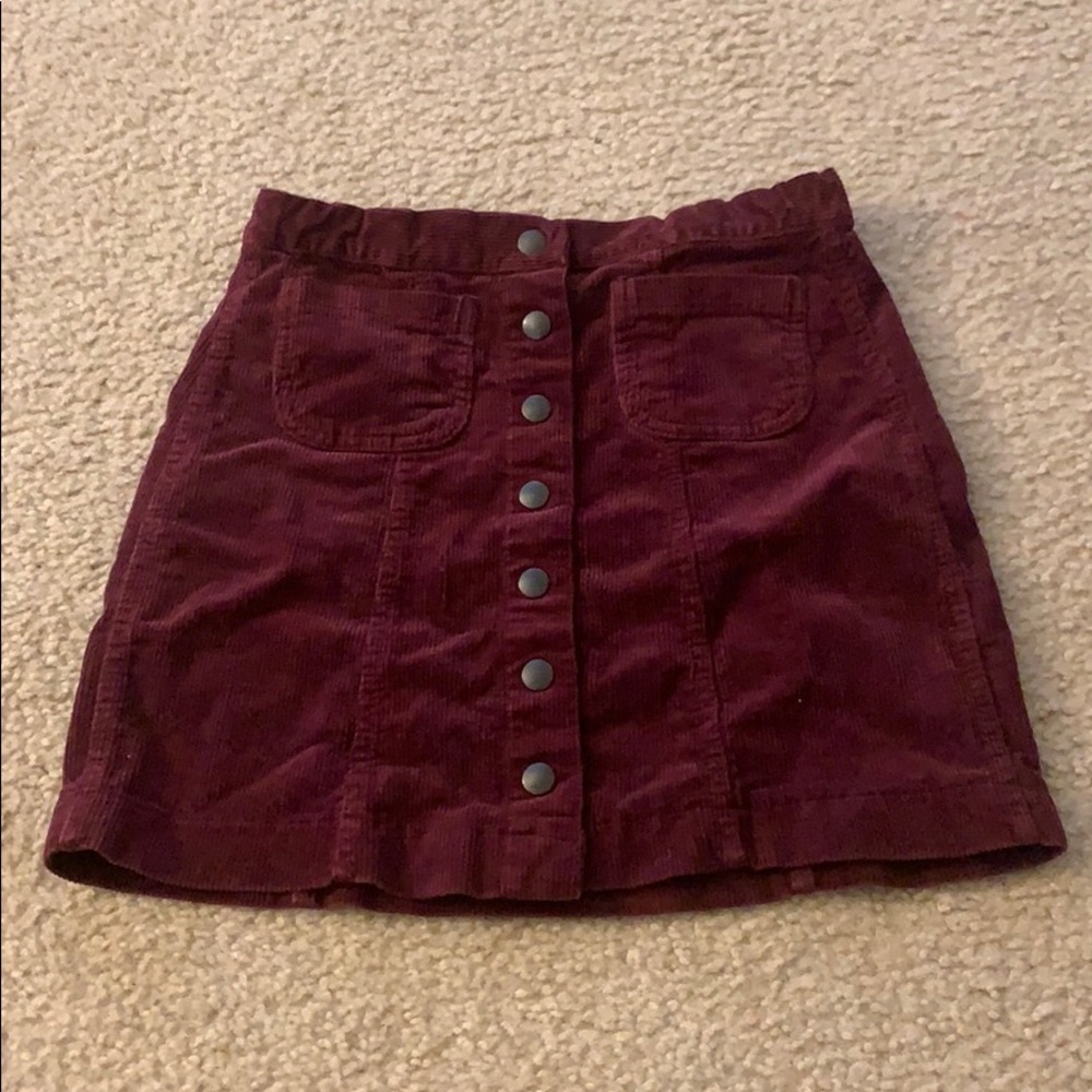 Brandy Melville Burgundy Mini Skirt Size Small